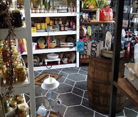 Ally’s Rustic Corner