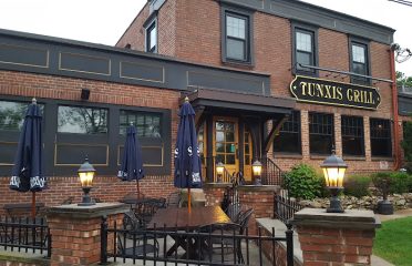 Tunxis Grill & Pizzeria