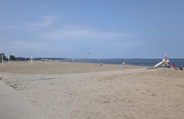 Short Beach Canteen