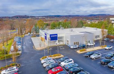 Volvo Cars Danbury