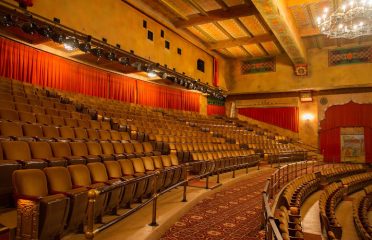 Garde Arts Center
