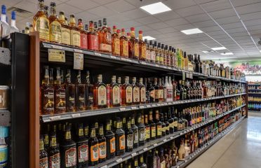 Stateline Wine and Spirits