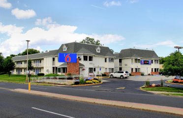 Motel 6 Enfield, CT – Hartford