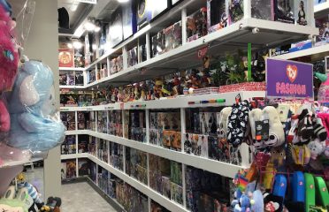 Legacy Collectibles & Toys