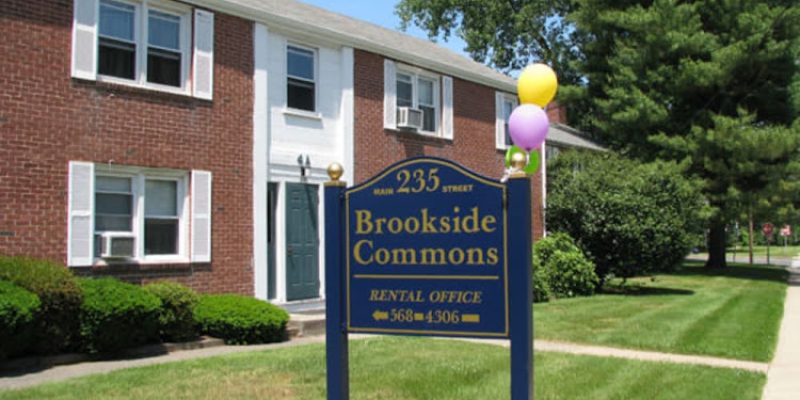 Brookside Commons