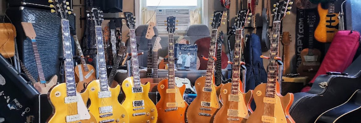 812GUITARS