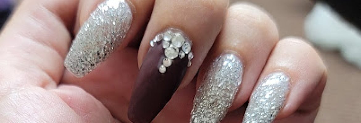 Nina Nails