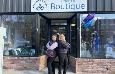 Peacocks & Lilacs Thrifty Boutique