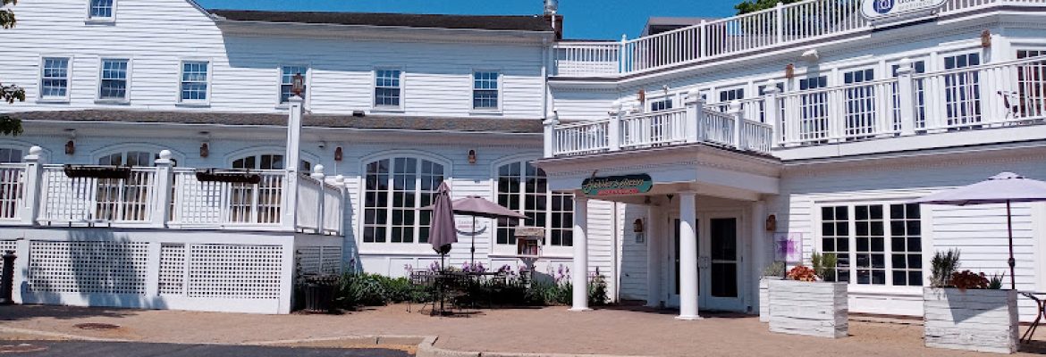 Fiddler’s Green Shops and Restaurants