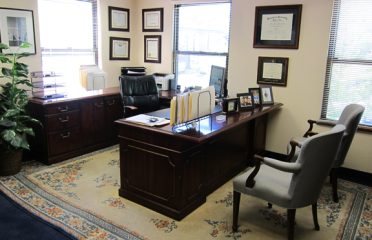 Hoekenga Machado & Lyon, LLC