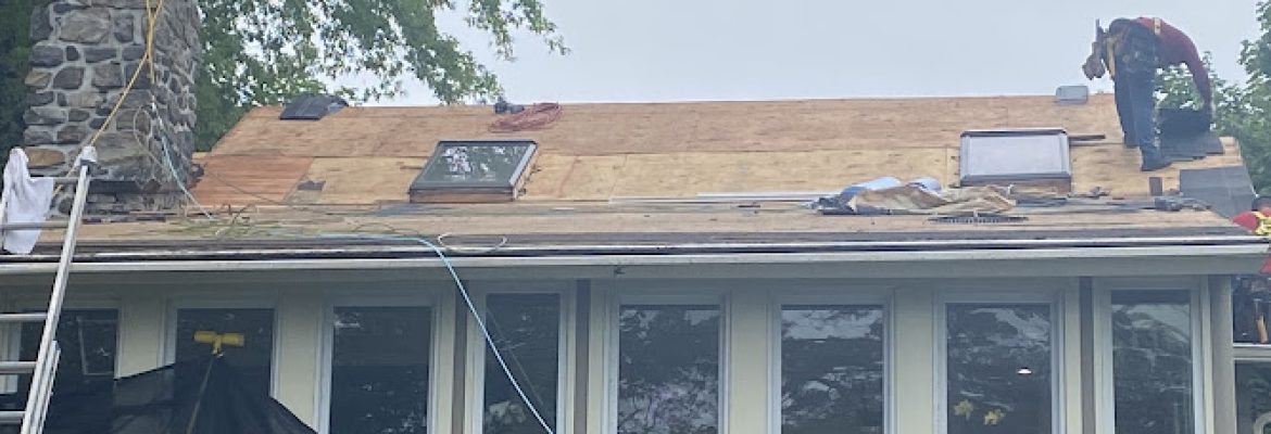Richie’s Roofing Llc
