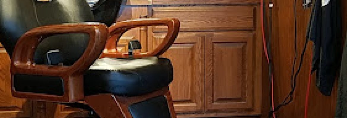 Roosters Men’s Grooming Center