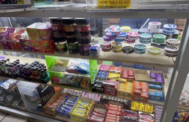 Howard Mini Mart & corp .