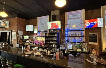 Crossroads Sports Bar and Bites