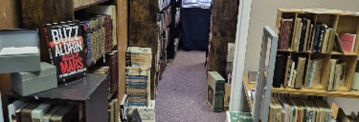 Castle Books and Tea