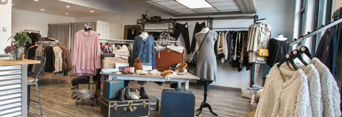 Traveling Chic Boutique Brookfield