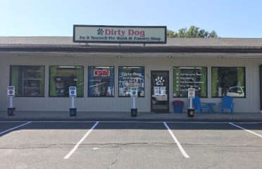 Dirty Dog DIY Pet Wash & Pawstry Shop llc