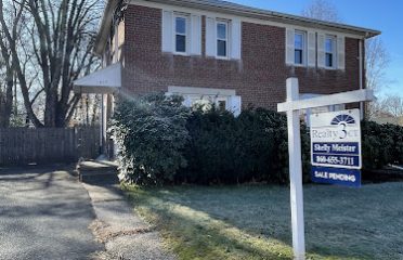 Shelly Meister, Realty 3 CT – Broker