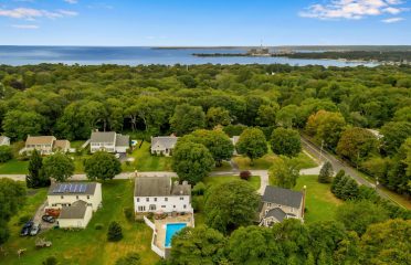 Debbie Delorimiere – Randall, Realtors