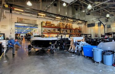 Bass Pro Shops/Cabela’s Boating Center