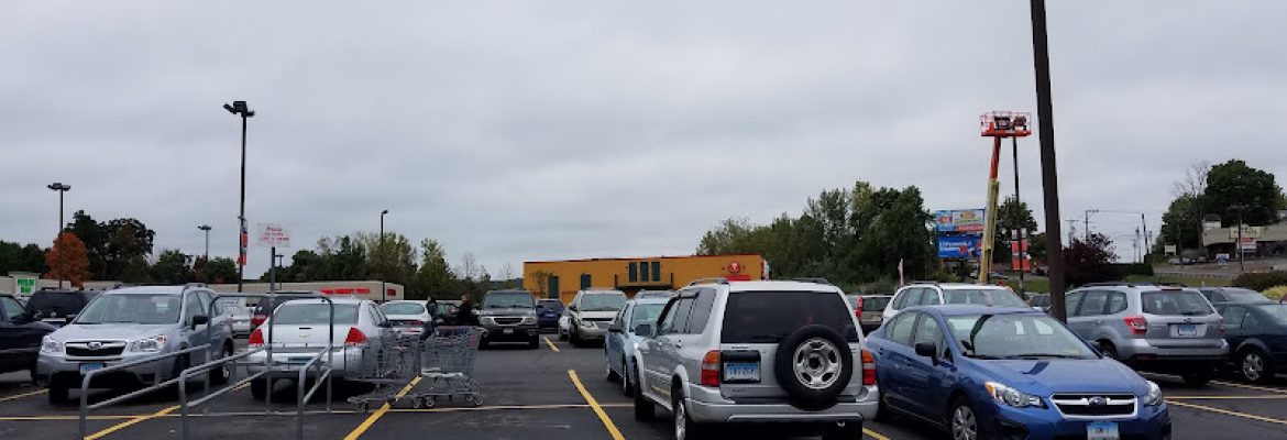 Red White & Blue Thrift Store – Waterbury
