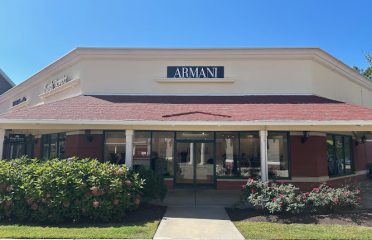Armani Outlet Clinton Crossing