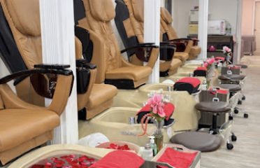 Pinkie Nails & Spa