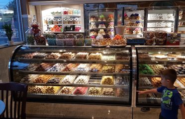 Mozzicato De Pasquale Bakery And Pastry Shop