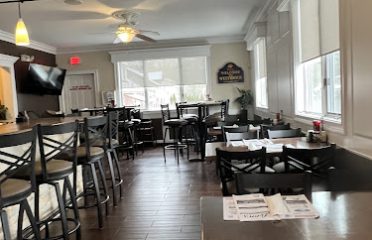 Leon’s Pizza Restaurant