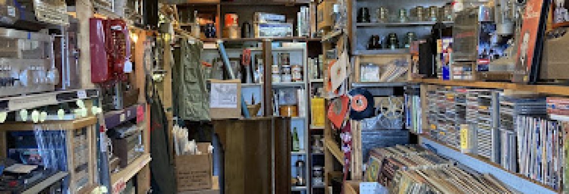 Route 10 Trader Antiques and Treasures