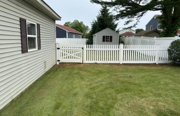 Dill Landscaping & Fence Company