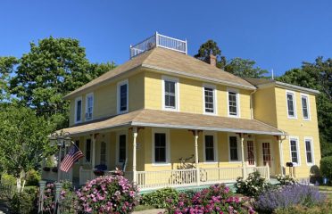 Pawcatuck Roofing Company Inc.