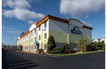 Days Inn by Wyndham Hartford/Closest Downtown