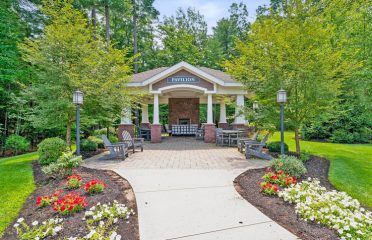 Highcroft Apartment Homes