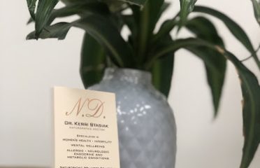 Dr. Kerri Stasiak, ND