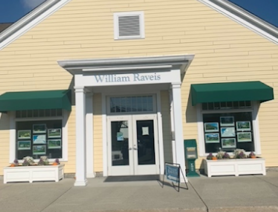 William Raveis Real Estate – Newtown