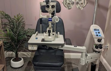Connecticut Vision Associates : Dr. Allise Markowski