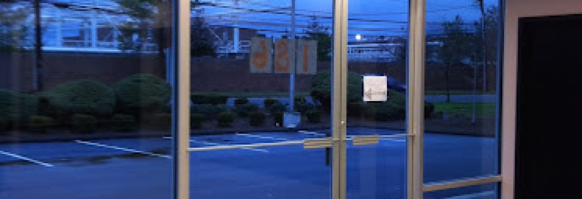 Shoreline Glass & Aluminum
