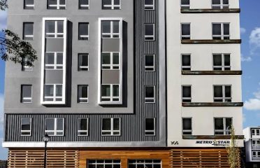 Metro on Crown Apartments by Metro Star