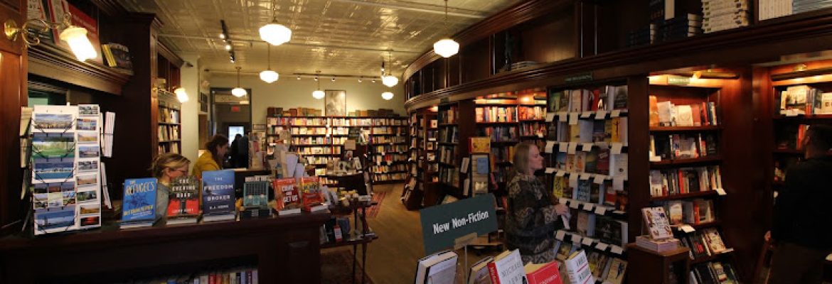 RJ Julia Booksellers