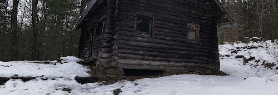 Tunxis Forest Ski Cabin