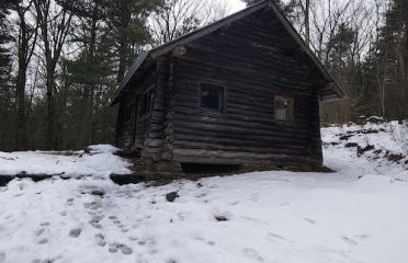 Tunxis Forest Ski Cabin