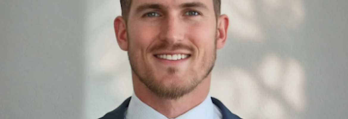 Adam Gumula, Kazantzis Real Estate