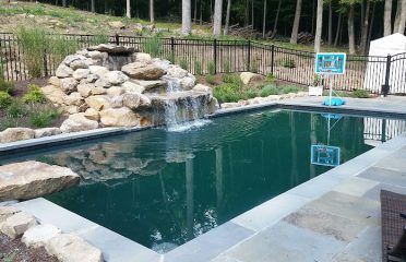 Candide Contractor LLC