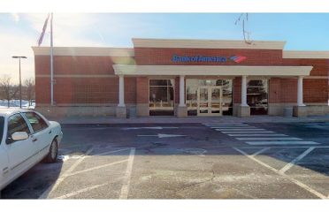 Bank of America (with Drive-thru ATM)