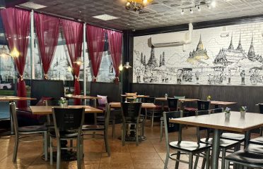 Phen Thai Kitchen