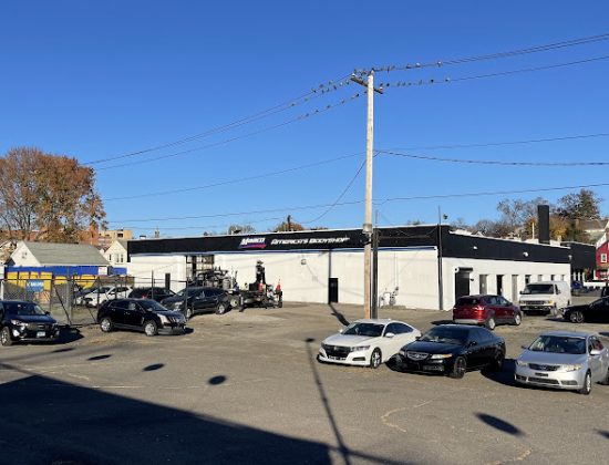 Maaco Auto Body Shop & Painting