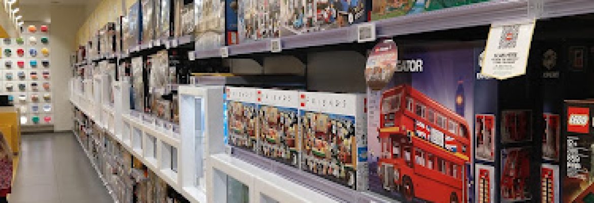 The LEGO® Store Westfarms Mall