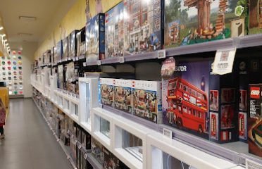 The LEGO® Store Westfarms Mall