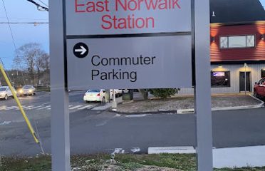 Parking Lot – East Norwalk Station